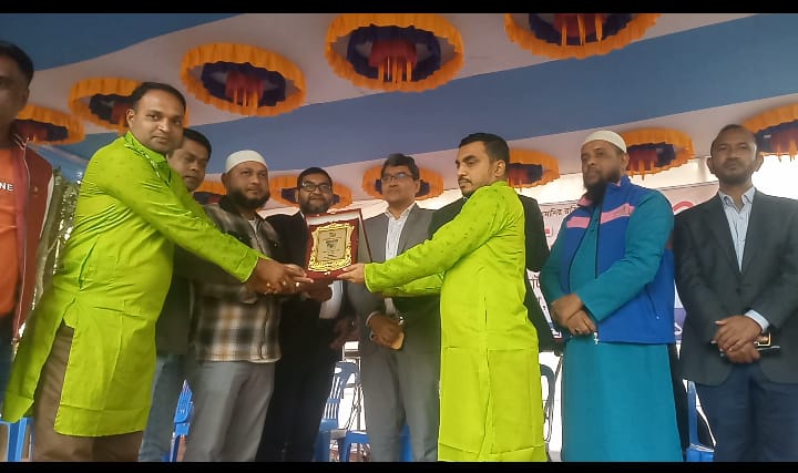 শ্রীপুর প্রেসক্লাবের পক্ষ থেকে ফ্যামিলির ডে ও বনভোজন।