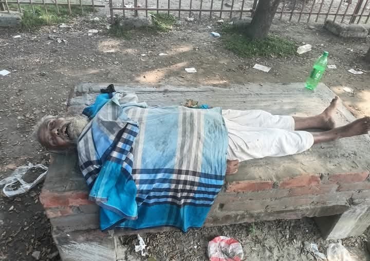 গফরগাঁও রেলস্টেশনে অজ্ঞাত ব্যক্তির মরদেহ উদ্ধার।